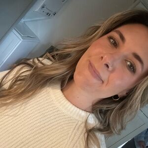 Meet your Posher, Zoe